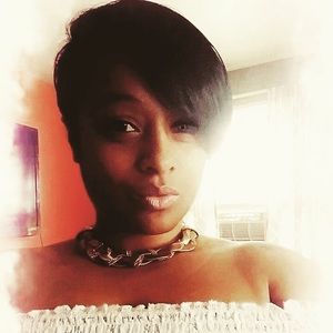 Meet your Posher, Stacy